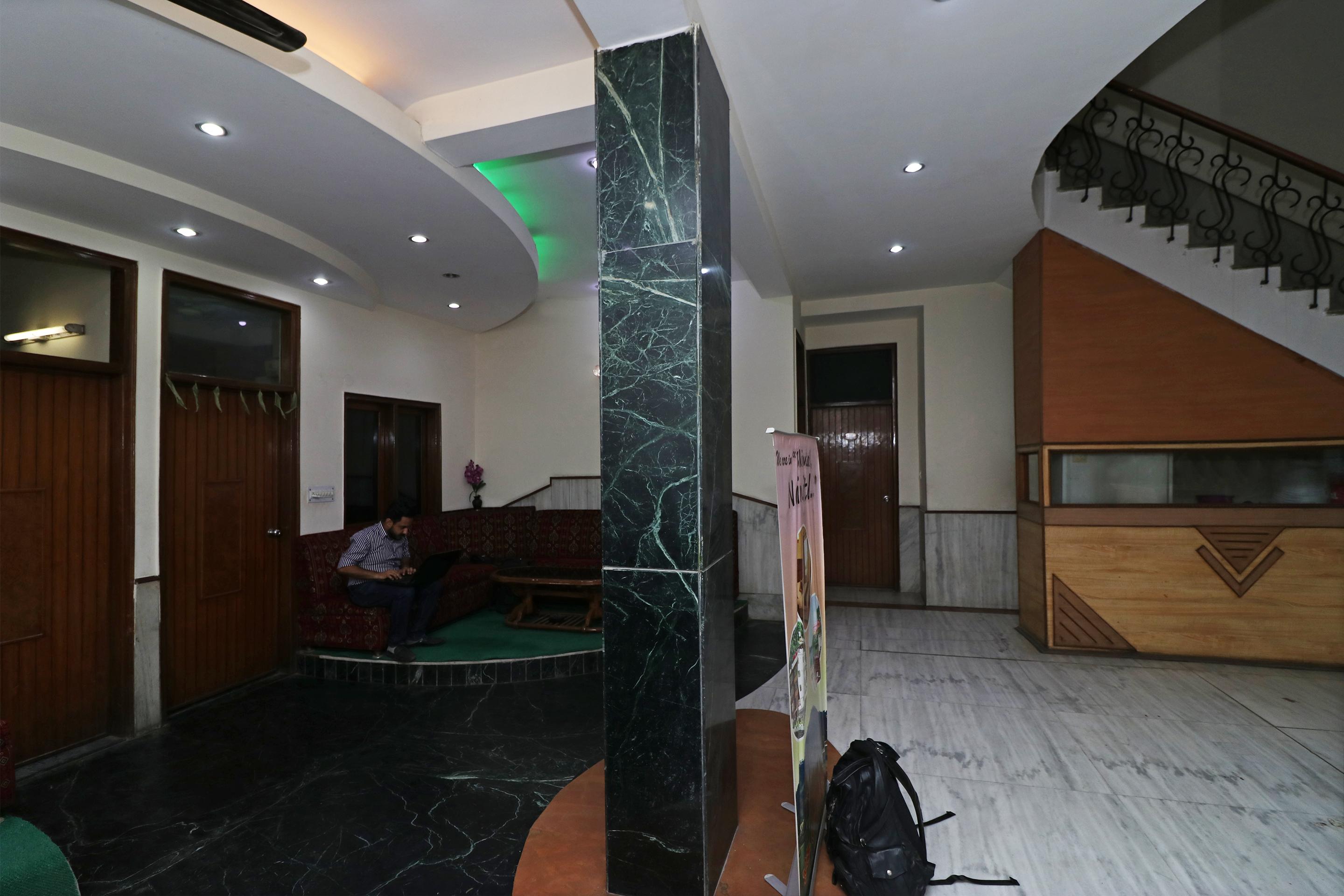 Adb Rooms Hotel Silver Shine Neu-Delhi Exterior foto